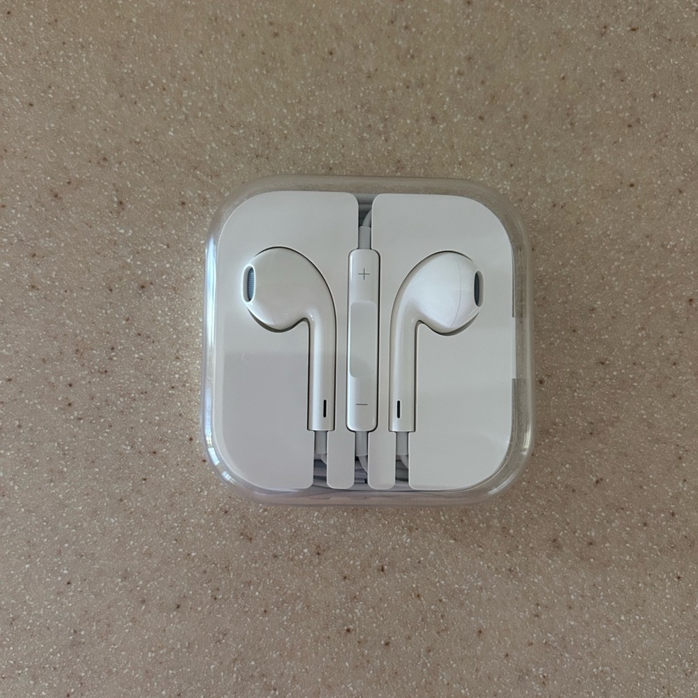 White EarPods with Case, never used